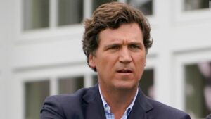 新保守主義の終焉と「アメリカ・ファースト」の再定義：タッカー・カールソンによる対イラン軍事介入反対論