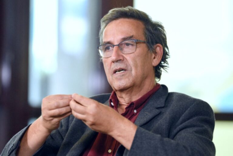 エマニュエル・トッド：予測不可能な民主主義国と予測可能な中露