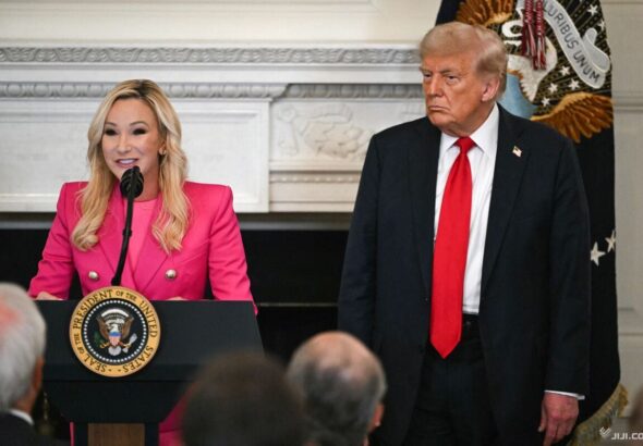 ポーラ・ホワイトの神学とアメリカ宗教史における政治的権力構造のねじれ：正統派キリスト教神学および宗教社会学の視座からの徹底的批判